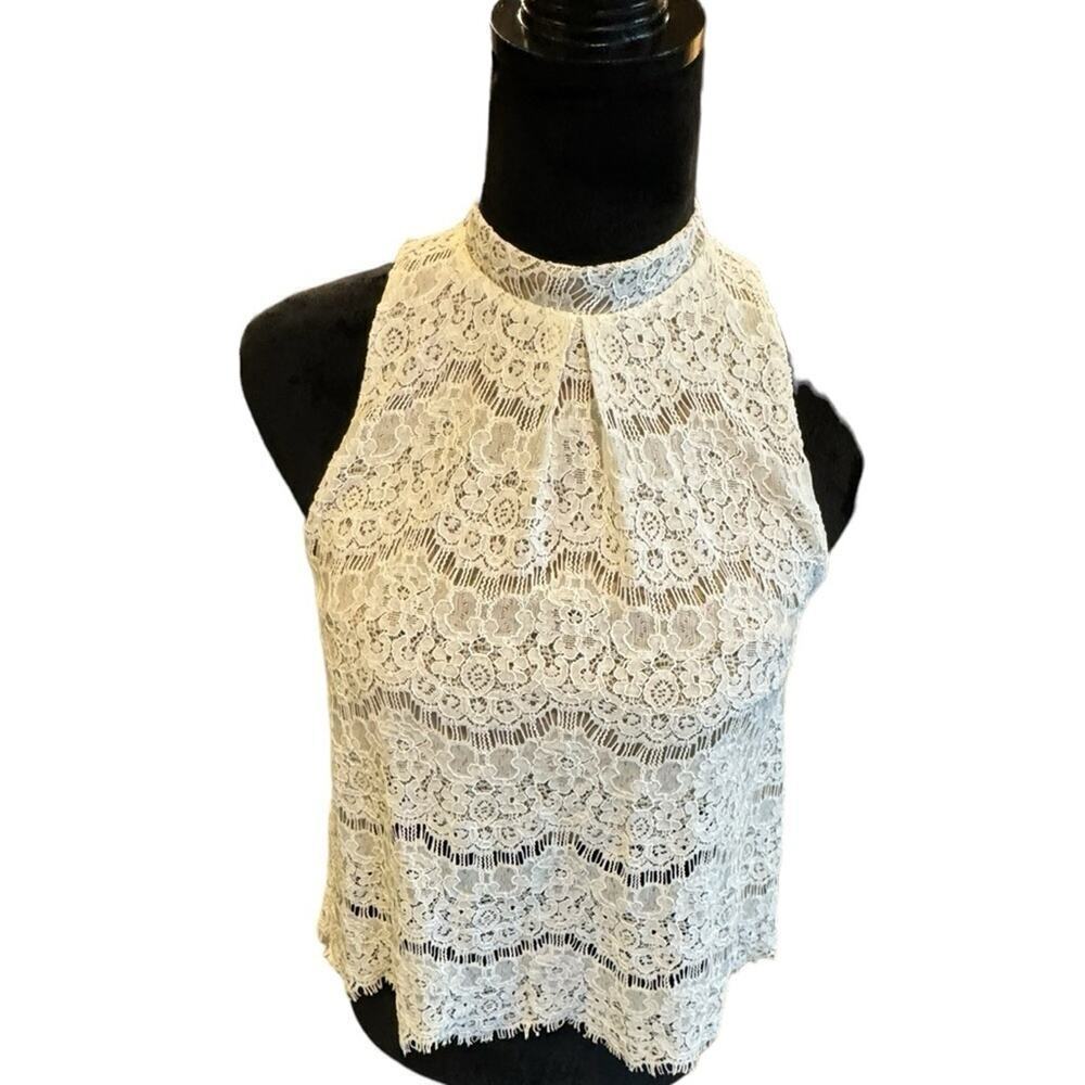 Love Fire Ivory Lace Halter Top Women’s Size XS Sleeveless Keyhole Scallop Hem